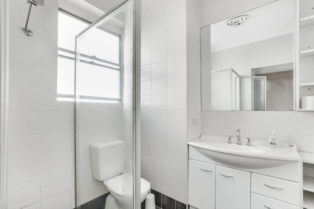 Apartment Iconic Harbour Bridge Views